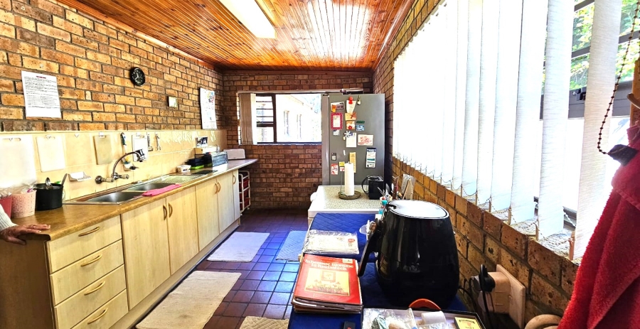 3 Bedroom Property for Sale in Lemoenkloof Western Cape